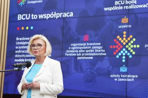 [VIDEO] Nowa jakość szkolnictwa zawodowego w Polsce – podpisanie pierwszych umów w ramach Branżowych Centrów Umiejętności
