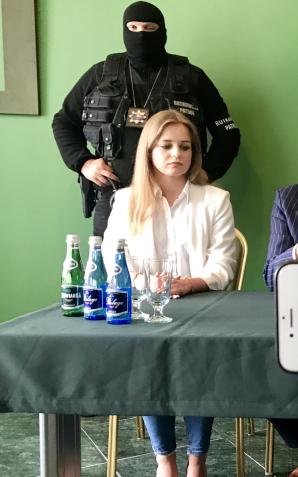 [VIDEO] Narastająca fala włamań i kradzieży w Wielkopolsce! Konferencja Biura Rutkowski w Gnieźnie