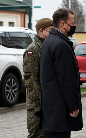 [VIDEO] Wojsko Polskie zaangażowane w budowę mobilnych punktów szczepień